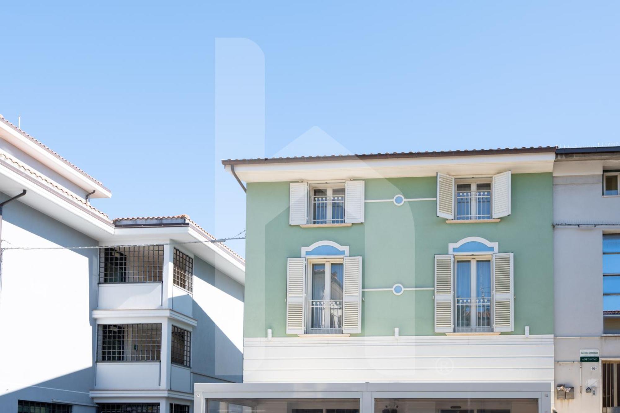 Homiday - Residenza D'Annunzio Apartman Pineto Kültér fotó
